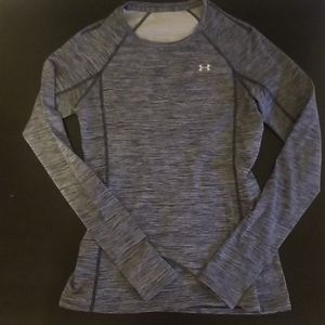Long sleeve under armor shirt
